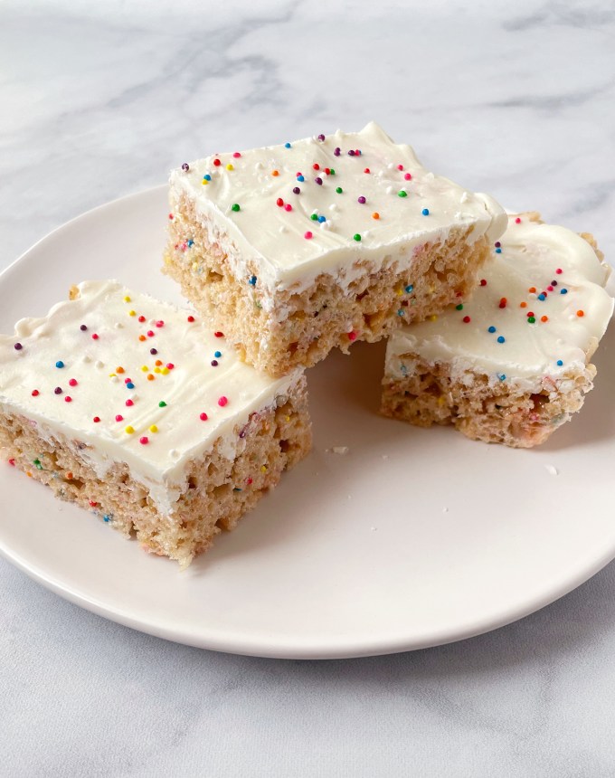 birthday cake rice cereal treats
