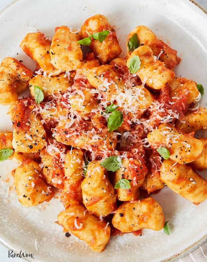 easy gnocchi recipes: cauliflower gnocchi pomodoro
