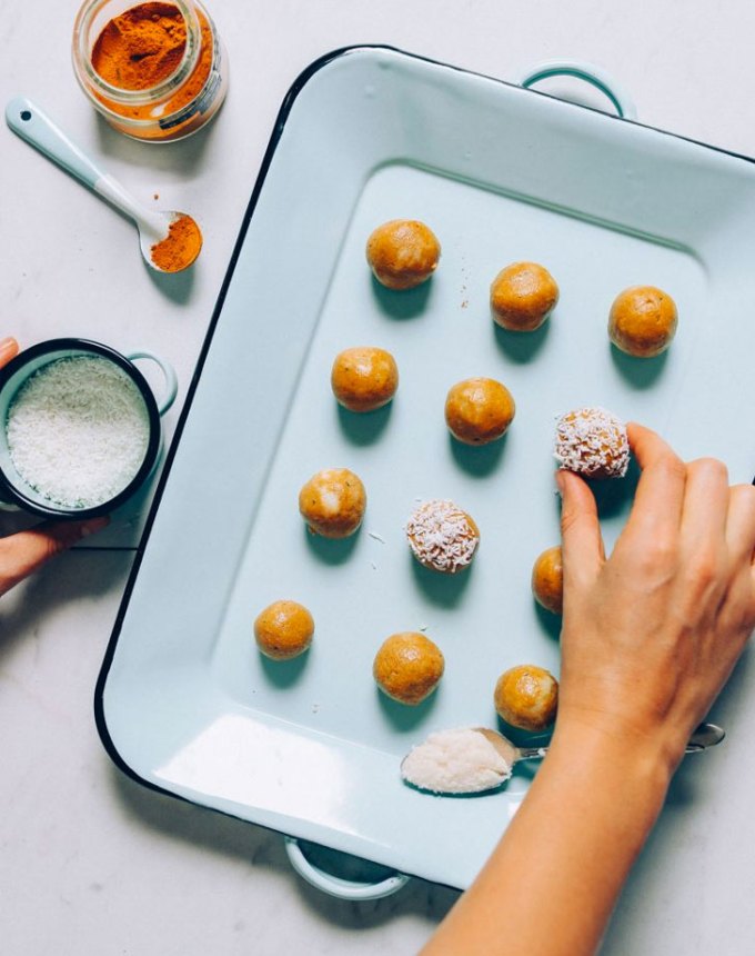 easy snacks to make at home: five ingredient golden milk snack bites